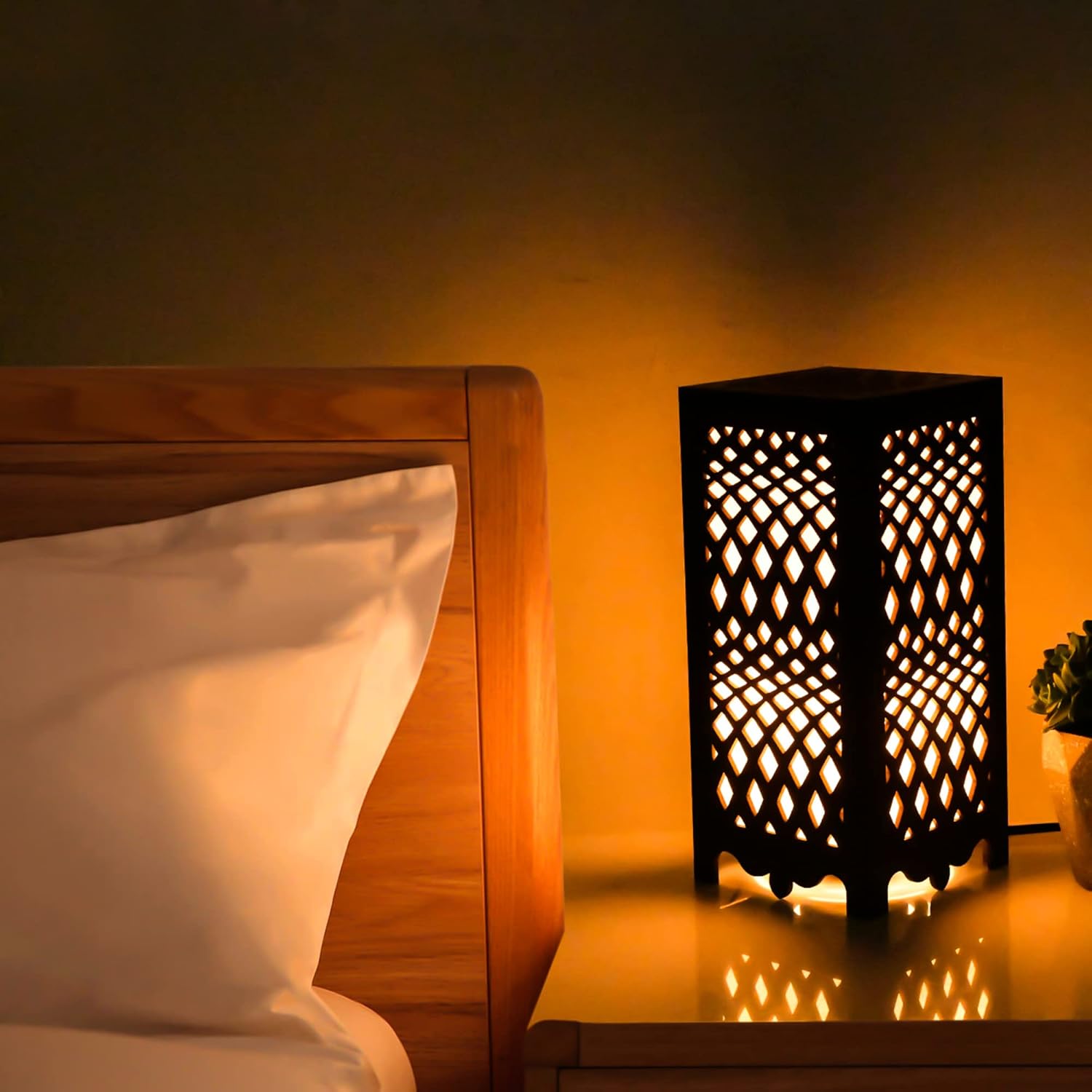 Willson Diamond Lattice Wooden Table Lamp - Unique Cutout Design