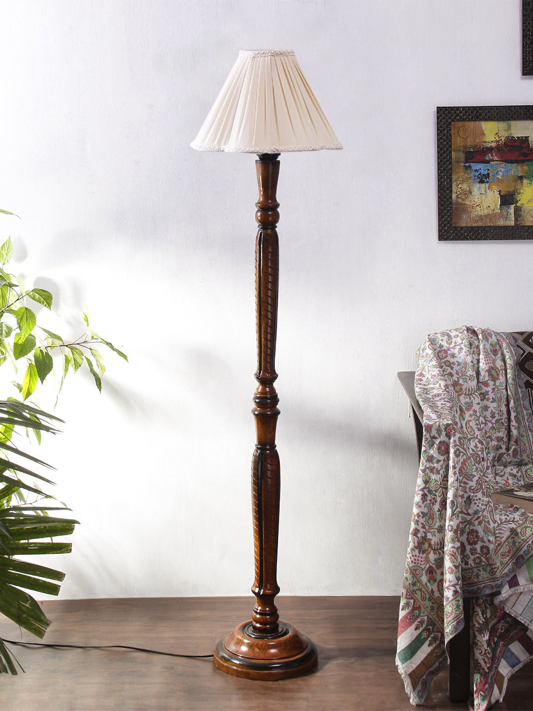 Vintage Cotton Shade Wood Floor Lamp Secondary image