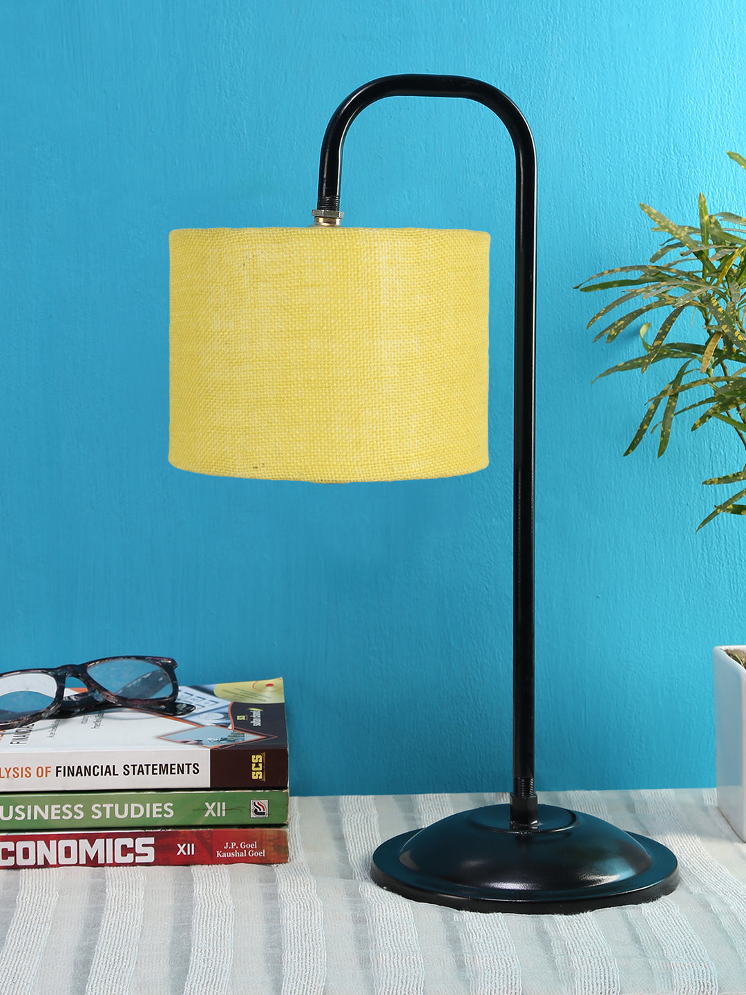 Yellow Jute Shade Iron Table Lamp (RM18) Secondary image