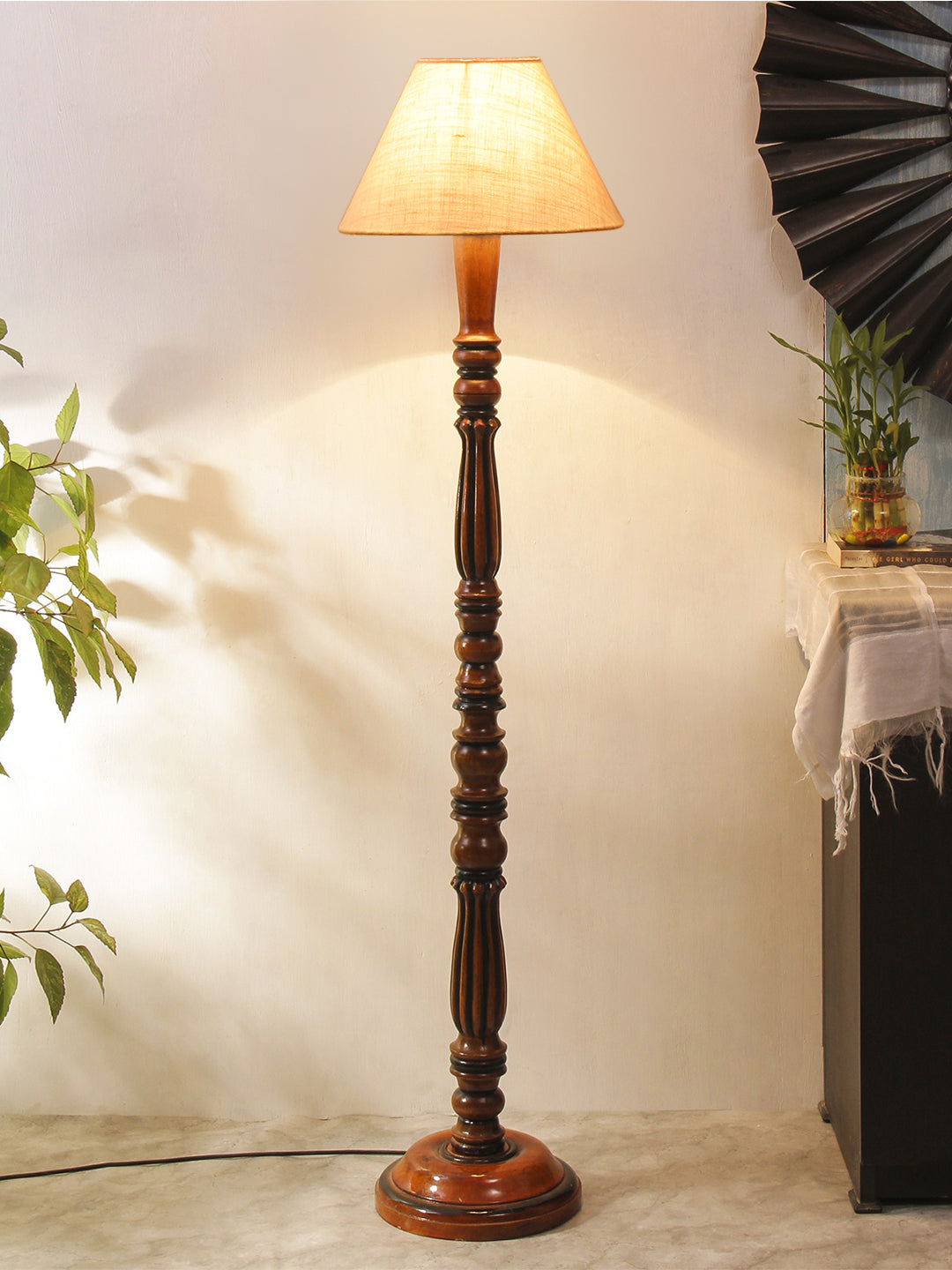 White Jute Conical Wooden Floor Lamp Main image