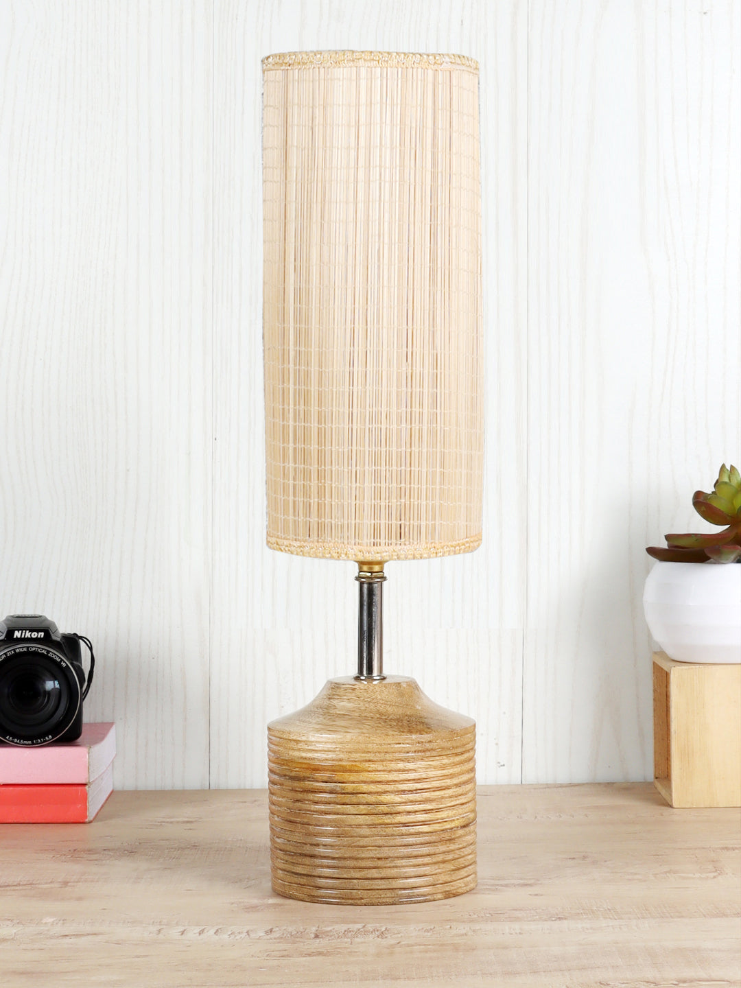 Wood Table lamp with Bamboo Shade (AEAP01) Secondary image