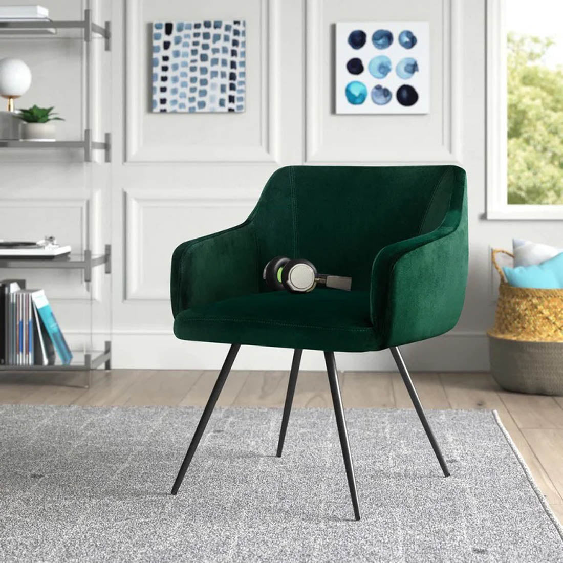 Aesthetic Green Velvet Accent Chair Main image